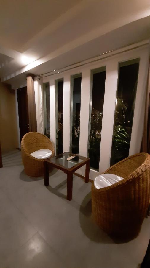 Urban Sands Hotel Iloilo Екстериор снимка