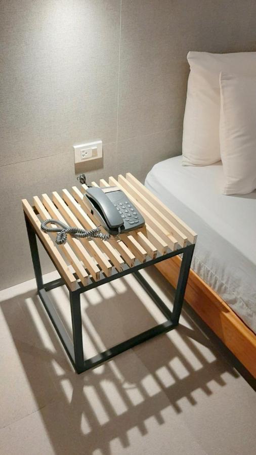 Urban Sands Hotel Iloilo Екстериор снимка