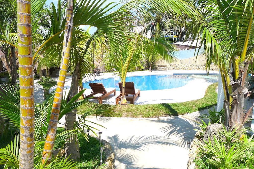 Urban Sands Hotel Iloilo Екстериор снимка