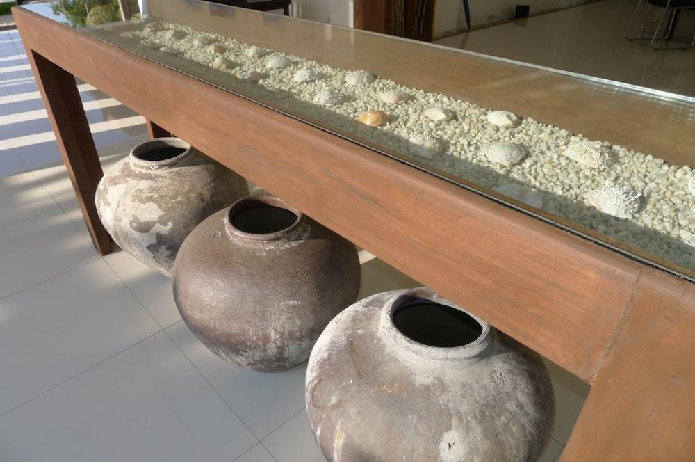 Urban Sands Hotel Iloilo Екстериор снимка